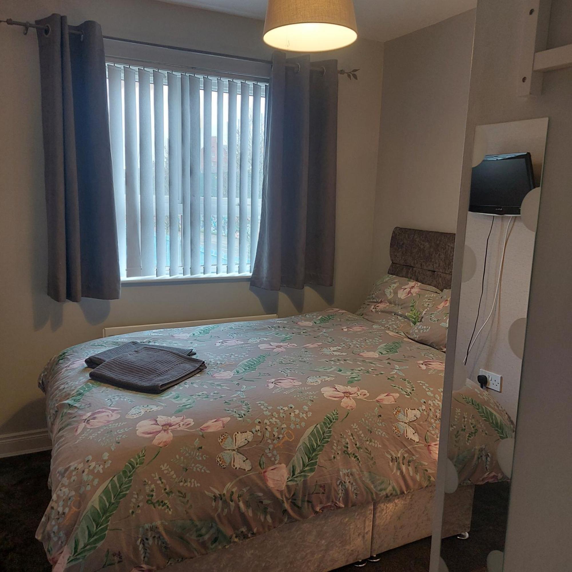 贝尔法斯特 Lawnbrook Town House酒店 外观 照片
